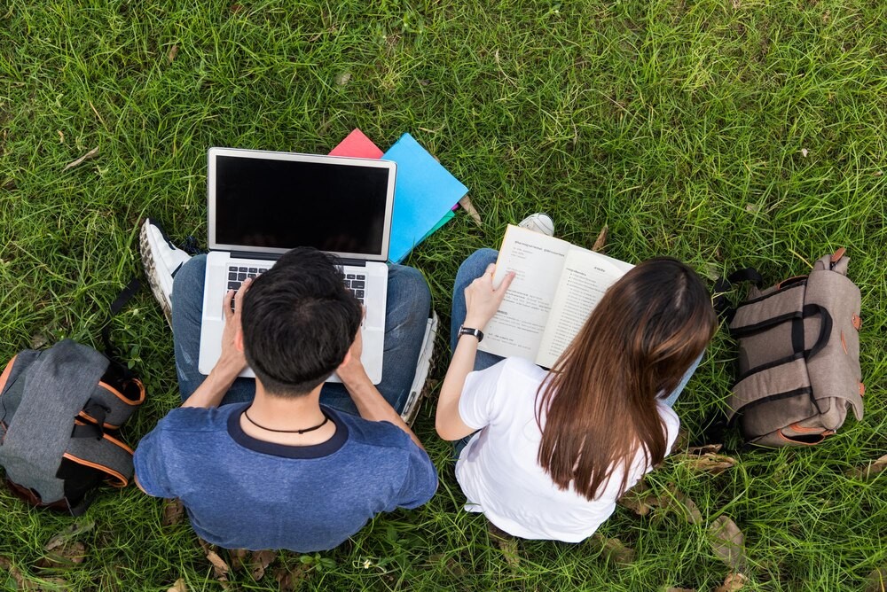 Edukacyjna Przygoda w Plewiskach: Znajdź Swoją Drogę!